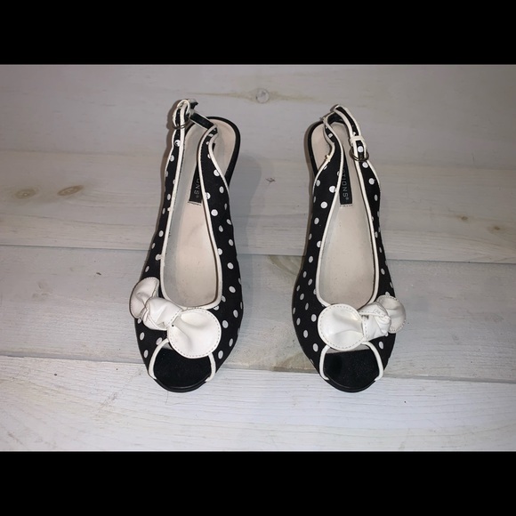 Predictions Black and White Polka Dot Wedges - Picture 4 of 8